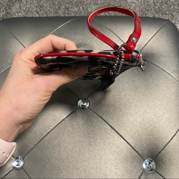 Coach Wristlet - Picture 6 of 9